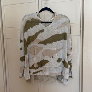 Elegant V-Neck Camouflage Sweater